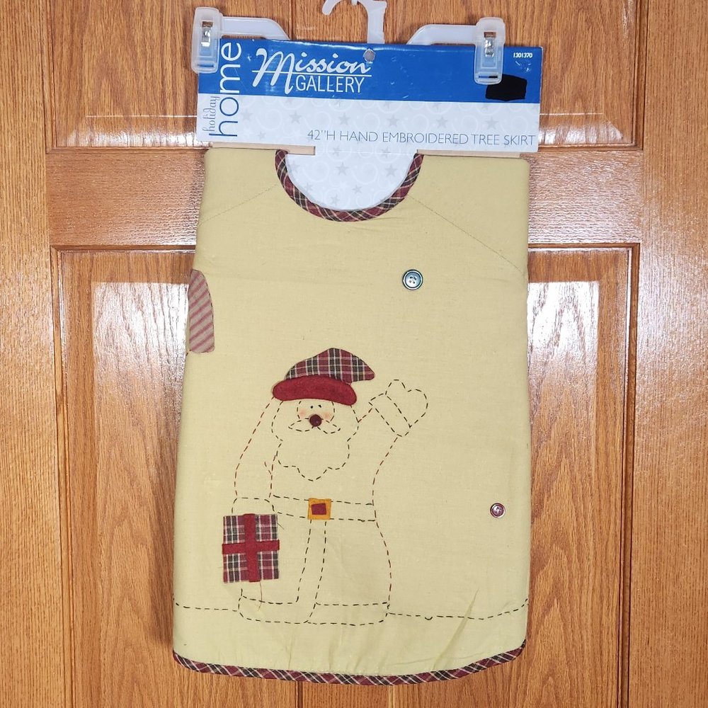 MISSION GALLERY Holiday Home 42" Hand Embroidered Christmas Tree Skirt NWT NEW